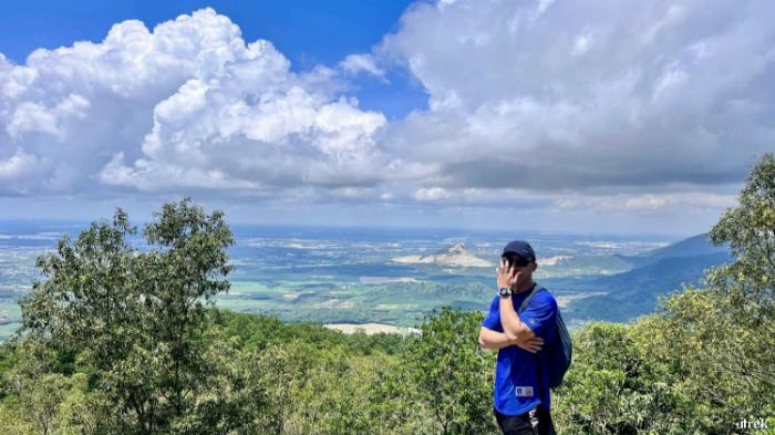 Trekking Núi Dinh: Kinh Nghiệm Chi Tiết Từ A-Z (Cập Nhật 2026)
